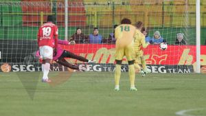 Dinamoviștii critică arbitrajul: "Mi s-a parut suspect ca în două faze extem de importante să nu se dea ceea ce ar fi trebuit!"