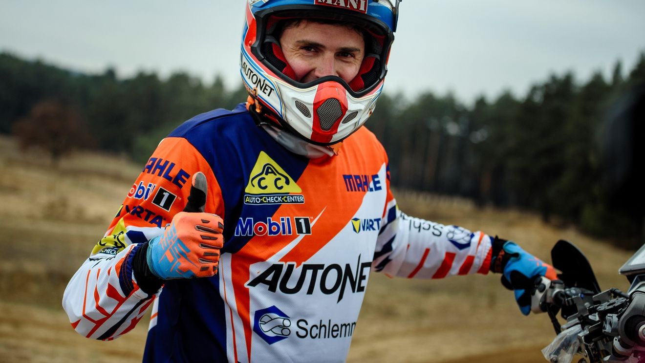 Emanuel Gyenes și-a anunțat prezența la Dakar 2019, chiar dacă a suferit o ruptură de humerus drept! Pilotul român va concura la cea mai dură categorie din competiție