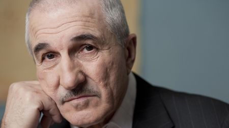 „Nu trage, dom'' Semaca!** Sunt eu, Corleone"