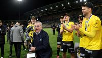Absolut de neimaginat în România: patronul lui KuPS, cu care joacă azi Universitatea Craiova în Europa League, e și președintele Federației de Fotbal din Finlanda!