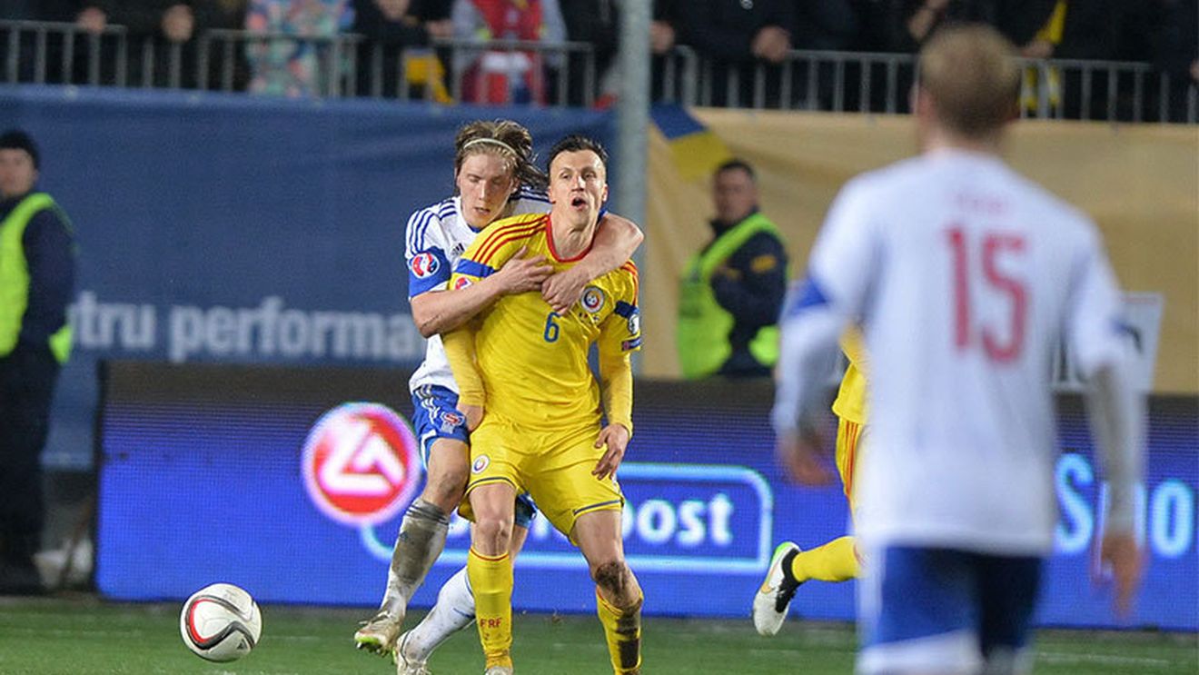 Chiricheș, mulțumit și nu prea de publicul de pe "Ilie Oană": "Atmosfera din prima repriză mi-a plăcut enorm, dar nu poți să huidui un jucător doar pentru că este de la Steaua. Am rămas un pic dezamăgit"