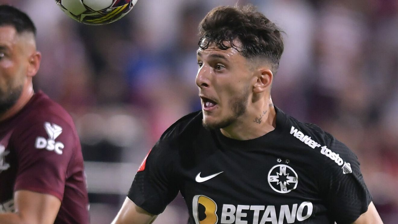 Oficial: Ianis Stoica s-a despărțit de FCSB și a fost prezentat de U Cluj! Prima fotografie a vârfului de atac în echipamentul „șepcilor roșii”