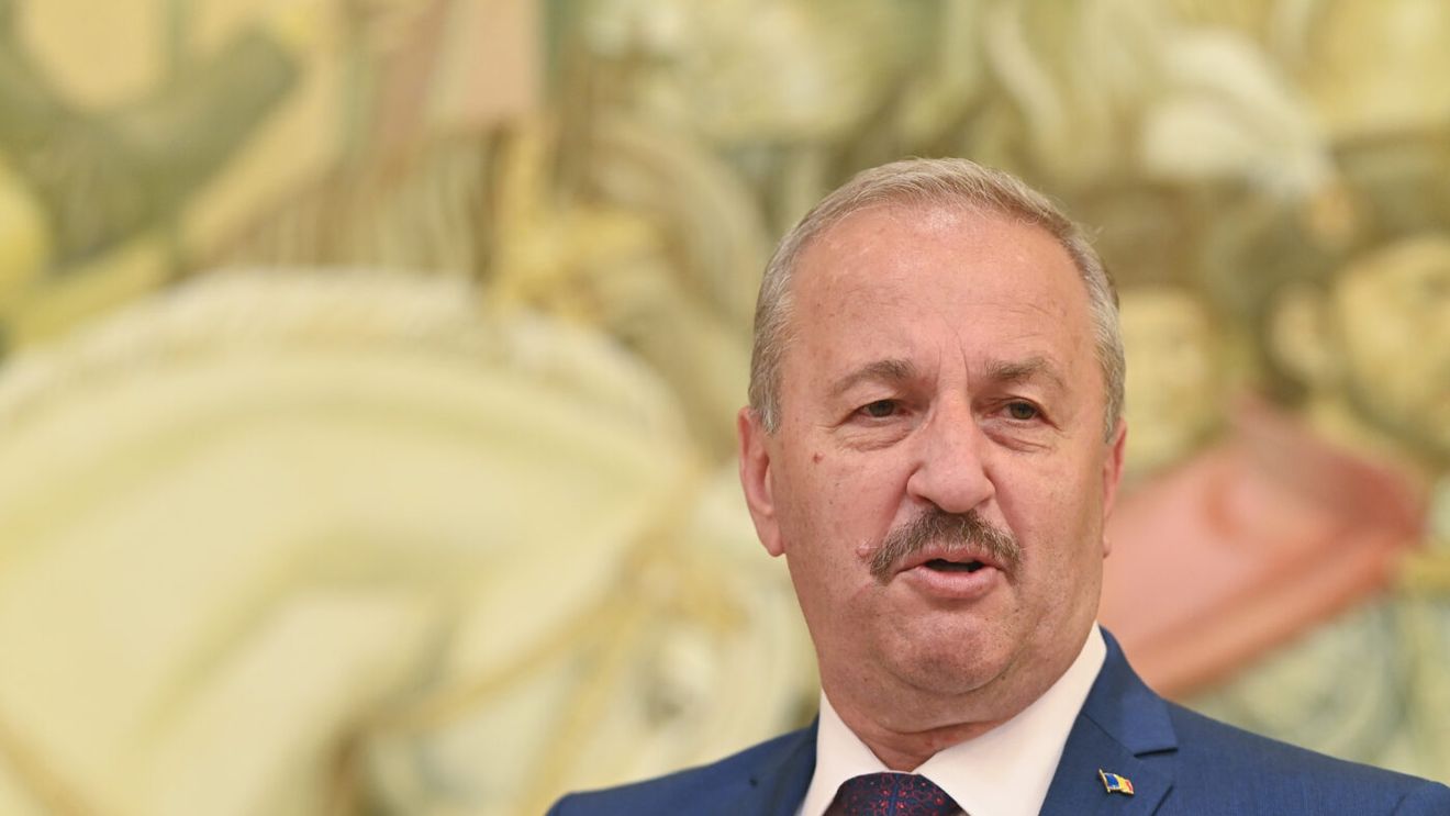 Ireal! Gigi Becali îi ia apărarea lui Florin Talpan și îl distruge pe Vasile Dîncu în războiul pentru promovarea CSA Steaua: „Face prostii! Nu știe legea”