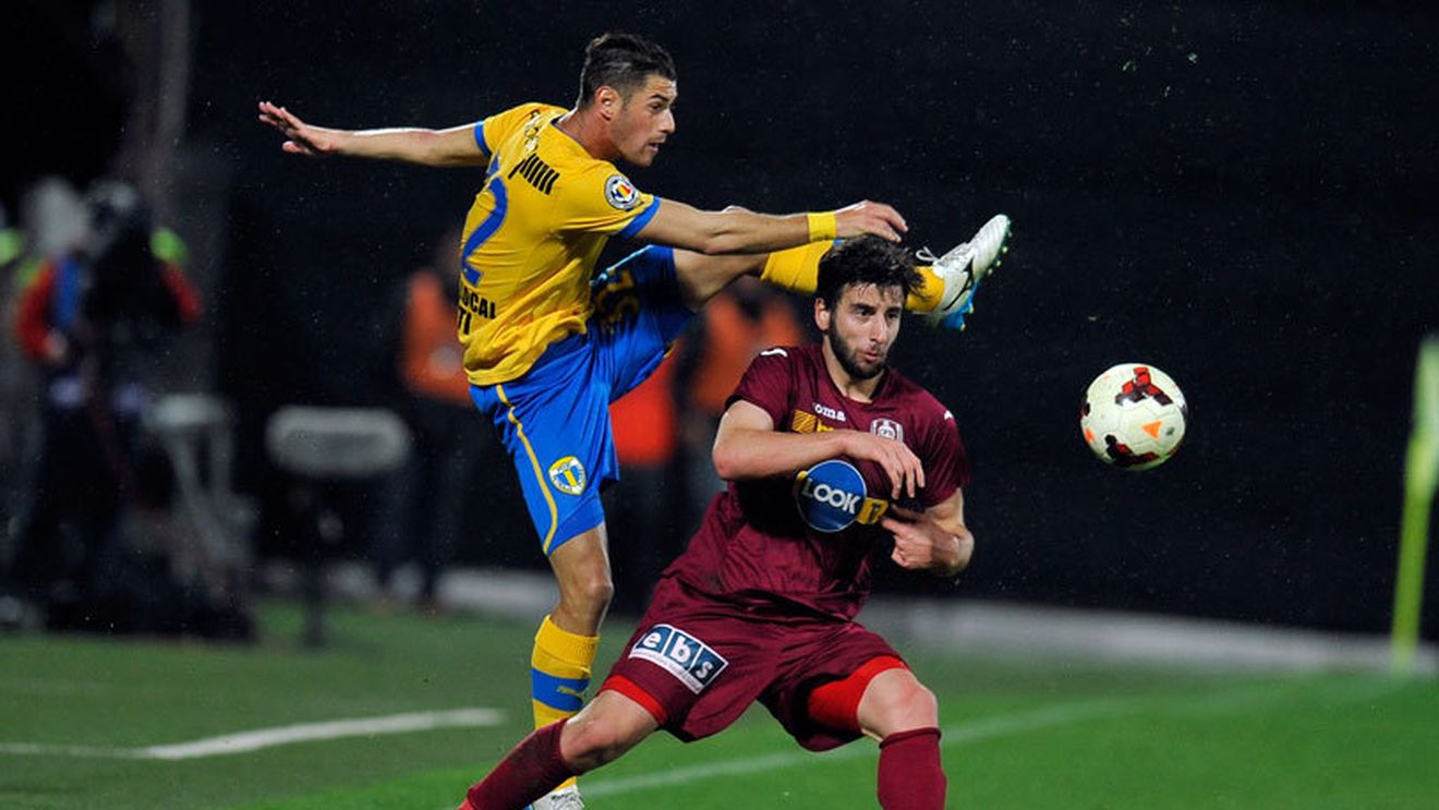 Andrea Mandorlini transferă pe bandă. Moldoveanul Ioniță a semnat deja cu Hellas. Urmează Chanturia, de la CFR Cluj