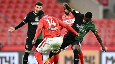 Ruşii le oferă românilor salarii foarte mari. De ce refuză să meargă în țara lui Vladimir Putin