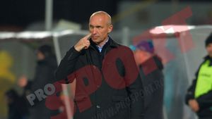 Se clatină scaunul lui Protasov? Ioan Niculae tună și fulgeră după remiza de la Brașov: "Unul dintre cele mai rușinoase meciuri la care am asistat"
