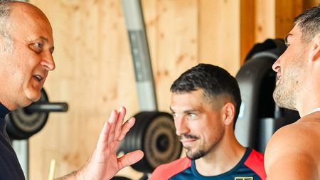Întâlnire între milionarul Dan Șucu și fotbalistul Nicolae Stanciu la Genoa. Au apărut primele imagini cu cei doi români
