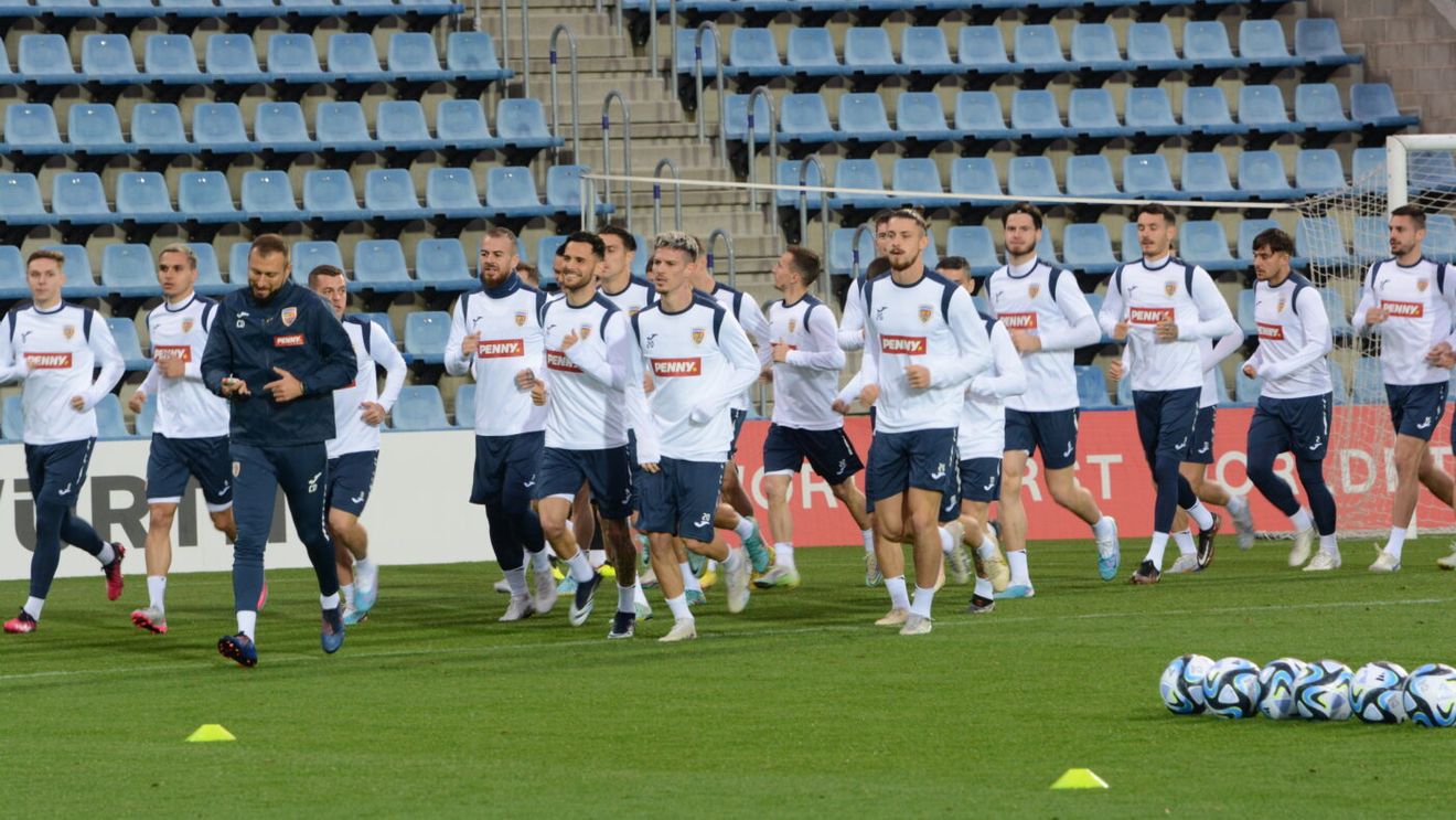 Ce se întâmplă în vestiarul naționalei României după meciul cu Andorra. „Există o stare de tensiune! Jucătorii sunt sub presiune”