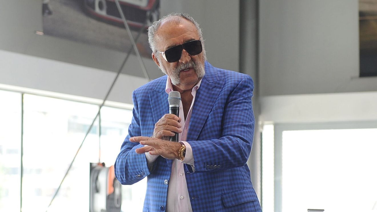 Ion Țiriac face „bijuteria” din Braşov în proiectul de 100.000.000 de euro! Transformă ștrandul într-un patinoar de 5 stele