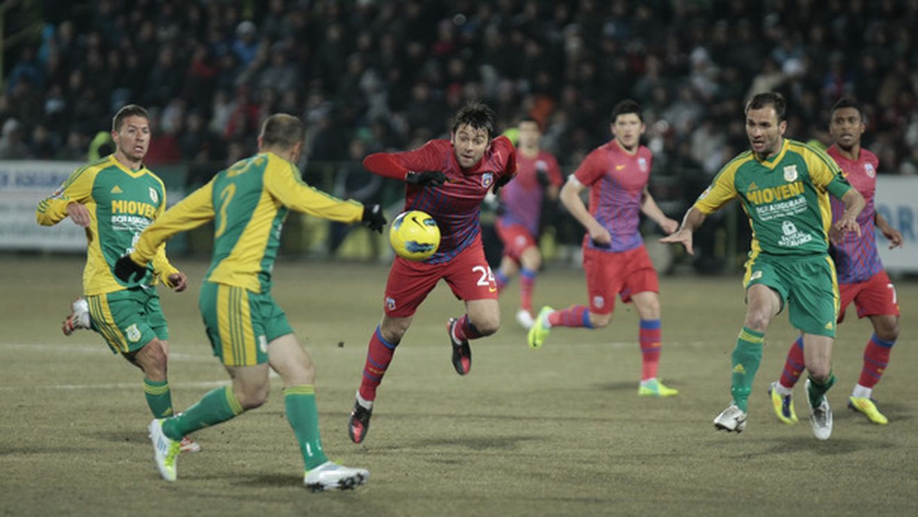 "Mă dezgustă Rapidul și Steaua!** Sunt dezamăgit de fotbalul nostru, încât sunt dezamăgit că m-am născut"