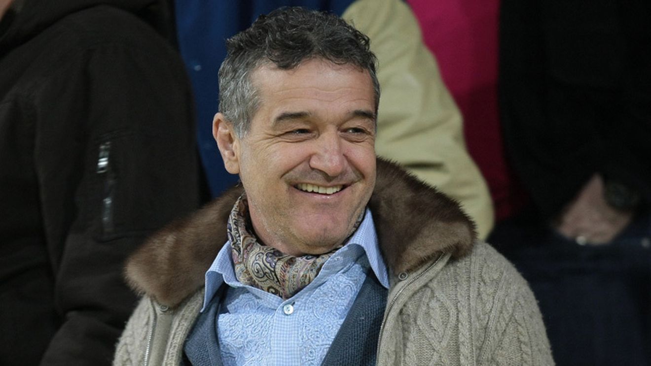A venit în această iarnă la Steaua și l-a lăsat MASCĂ‚ pe Becali:** "E atât de valoros, încât poate juca pe 4 posturi"