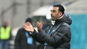 Ciprian Marica a rămas blocat când a trebuit să-l caracterizeze pe Elias Charalambous! Răspunsul savuros al fostului atacant. VIDEO