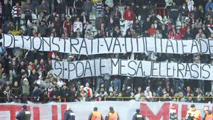 Rapidiștii sunt indignați:** "E orb observatorul?"