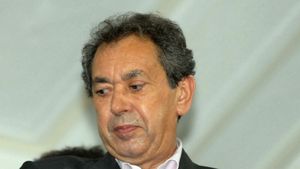 Nicolae Badea, zdruncinat de moartea lui Dinu Gheorghe: „Ne ştiam de 40 de ani. Un dinamovist devenit rivalul lui Dinamo"