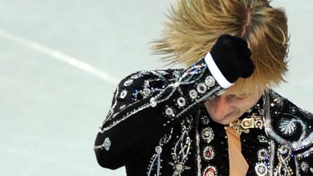 VIDEO Spectacol pe gheață! Revenire fabuloasă** pentru Plushenko!