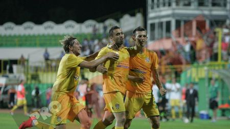 Regele Wesley a plecat, trăiască Sânmărtean!** Vaslui - Petrolul 3-0!
