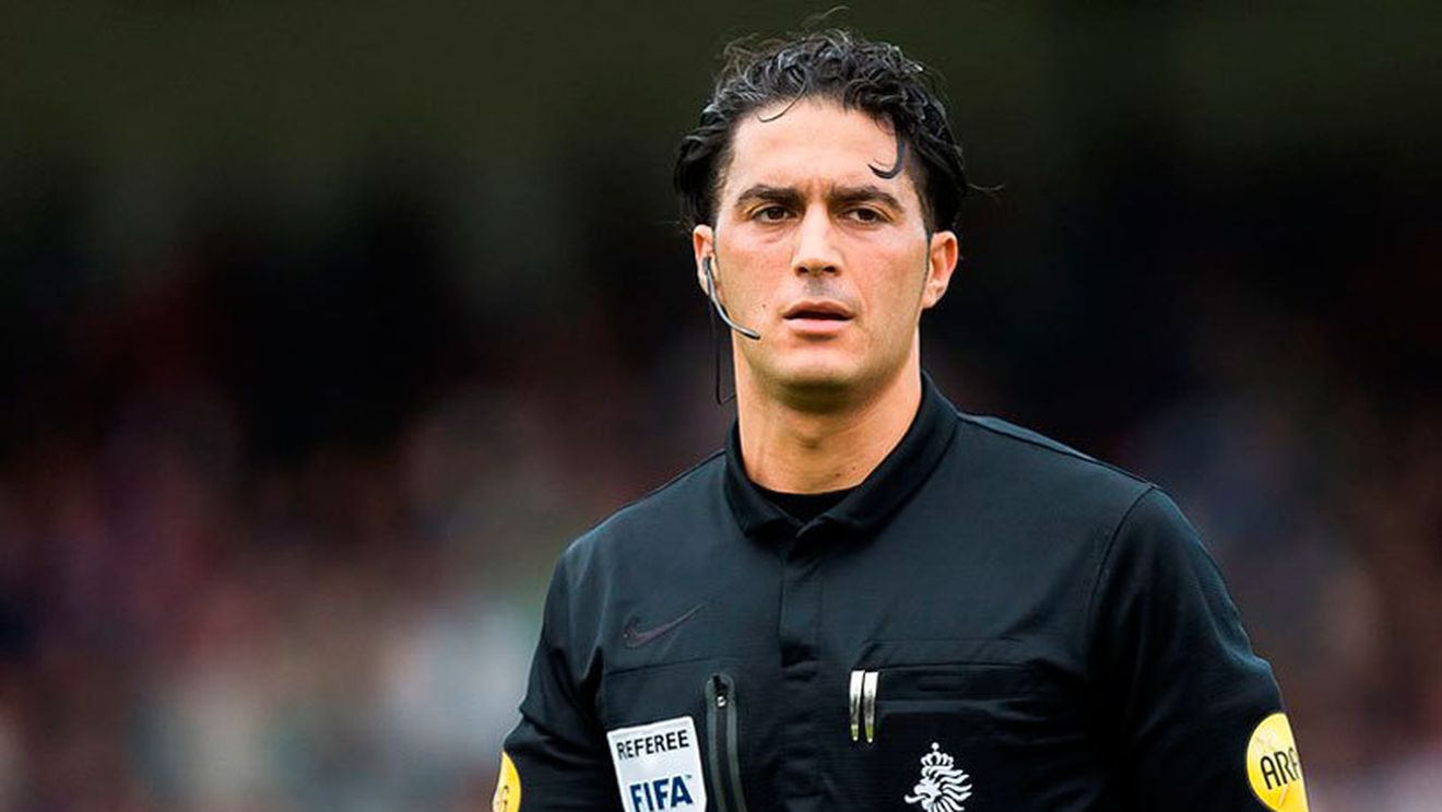 Olandezul Serdar Gozubuyuk arbitrează meciul Stromsgodset-Steaua