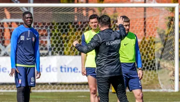 Avertismentul lui Ilie Poenaru înainte de Chindia – Metalul Buzău: ”Să rămânem cu picioarele pe pământ, să fim modești!” Târgoviștenii vor să-și continue seria de victorii și să înceapă play-off-ul de pe podiumul Ligii 2