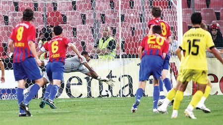 Gigi: "Nu știu ce e cu Zapata!"