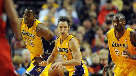 Start fals pentru o favorită în NBA!** Lakers a pierdut primele două meciuri ale sezonului!