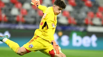 Steaua a prelungit împrumutul lui Adrian Frănculescu de la CFR Cluj. Reacția portarului, care va mai petrece un sezon în Ghencea