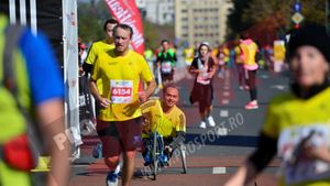Ștefan Daniel Lupulescu și Liliana Maria Danci, campioni naționali la maraton. FOTO: Maratonul București, în imagini