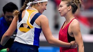 Au confundat-o cu Simona Halep!? Gafa comisă la TV în timpul meciului Jelena Ostapenko - Elina Svitolina