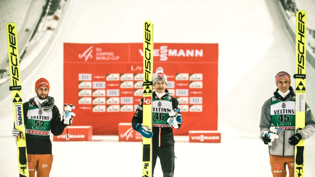 Dramatism total în etapa de Cupă Mondială la sărituri cu schiurile de la Lahti. Robert Johansson a câștigat, profitând de căzătura lui Halvor Egner Granerud