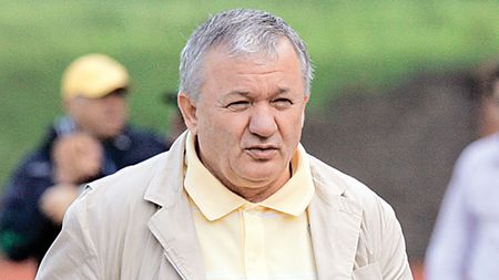 Porumboiu suspină: "Îl regret pe Ousmane N''Doye!"