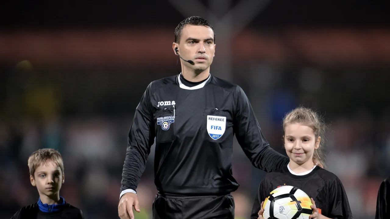 Ovidiu Hațegan arbitrează meciul ACS Poli Timișoara - FCSB, din Cupa României