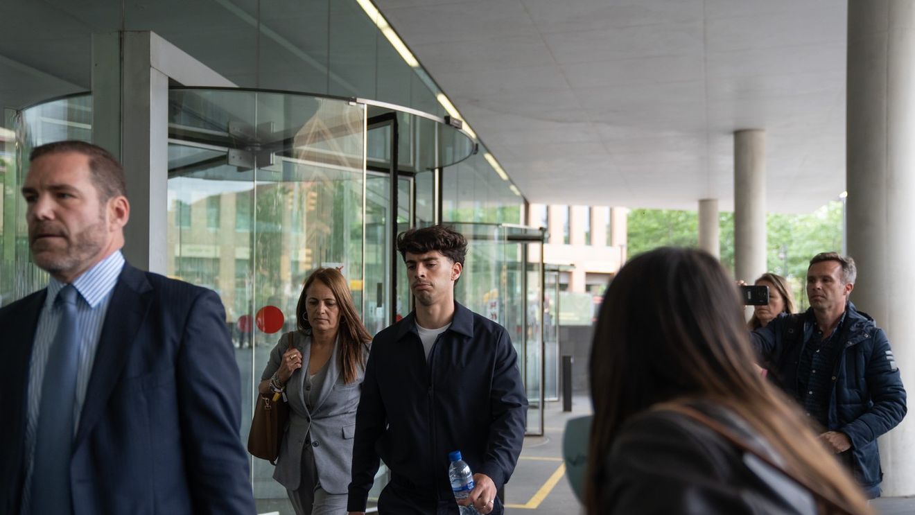 Au cerut 9 ani de închisoare pentru fotbalistul care a agresat sexual o angajată a unei discoteci din Barcelona