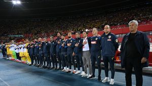 „Stop, hai să închidem acest subiect!”. A cerut anunțul FRF despre Mircea Lucescu