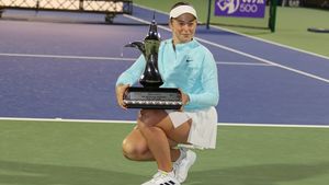 Jelena Ostapenko a triumfat la Dubai după o finală fără istoric! Ce a declarat „coșmarul" Simonei Halep: „Asta a fost strategia mea!" | GALERIE FOTO