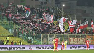 Dinamo, „pe teren propriu” și la Mioveni înaintea manșei decisive a barajului pentru Superliga! Decizia luată de galeria lui FC Argeș | EXCLUSIV