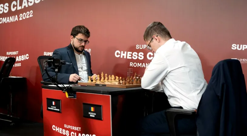 O victorie și patru remize în runda a opta a primei etape din Grand Chess Tour. Șahistul român, pe locul 4 înainte de ultima rundă a competiției