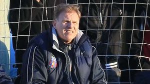 "Yuksel Yesilova este un personaj necalificat profesional!"