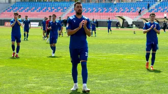 Primarul Târgoviștei e de părere că Chindia nu va pierde barajul de menținere în Liga 2 cu CSC Dumbrăvița: ”Avem condiții total diferite. La ei e mai de comună, mai de Liga 4.” Dâmbovițenii au ieftinit biletele, dar mențin cenzura