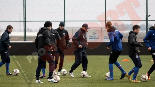 RIVALITATEA a fost UITATĂ‚ înainte de meciul cu Twente!** Steaua se antrenează pe terenul unui dinamovist: 