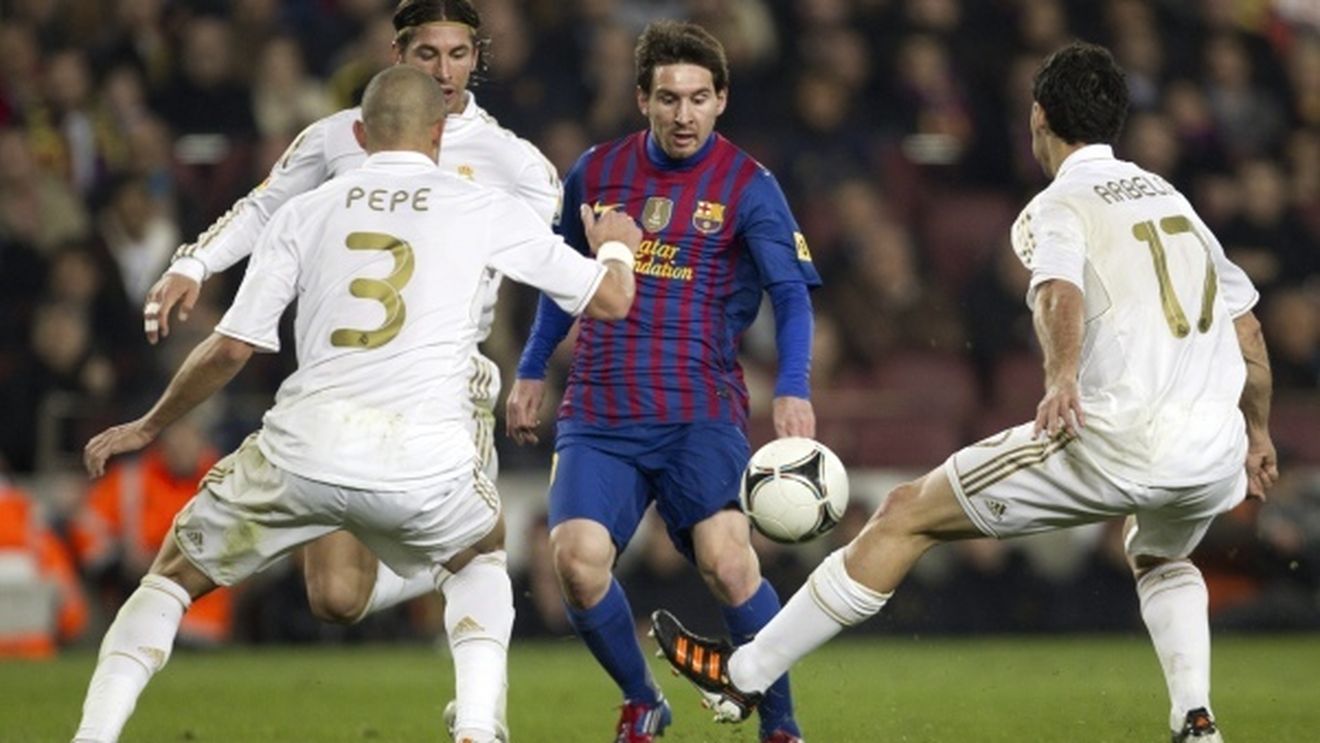 Sunt acoperiți dacă ratează titlul!** 2 motive pentru care Real nu va fi niciodată favorită în Ligă în fața BarÃ§ei: "Toată lumea crede asta"