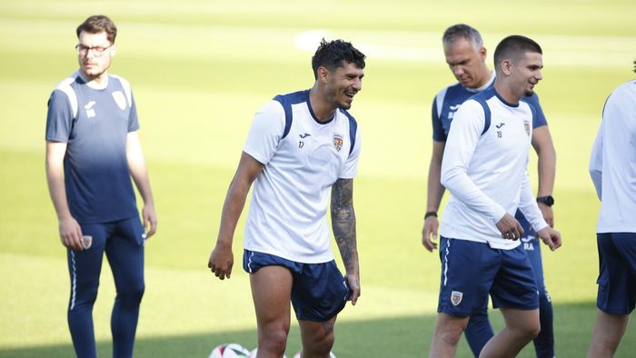 Aşa arată un român fericit, care va câştiga 2.000.000 de euro pe an, după EURO! Primele imagini cu Florinel Coman, după transferul care i-a adus lui Gigi Becali în conturi 5.000.000 de euro şi lui Fabrizio Romano numeroase comentarii negative
