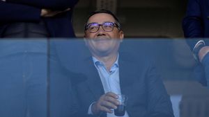 Victor Ponta, reacție fabuloasă în emisiunea lui Cătălin Măruță: „FCSB e Steaua, iar am pierdut alegerile”. De ce l-ar arunca pe Gigi Becali la rechini
