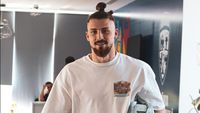 Gică Hagi intră în pâine. Au sosit tricolorii pentru amicalele cu Georgia şi Țara Galilor: primele imagini cu Ianis Hagi, Radu Drăguşin şi colegii lor