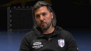 Handbalistele străine de la CSM București, un vis devenit realitate pentru antrenorul Adi Vasile! „Nu trebuie să te mai duci să le convingi" | VIDEO EXCLUSIV