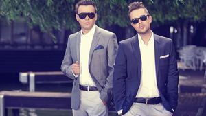 VIDEO Party în autocarul Realului pe muzică românescă. Cum dansează Ronaldo pe hit-ul celor de la Fly Project