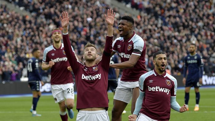 Andriy Yarmolenko, în lacrimi după ce a marcat pentru West Ham! Starul naționalei Ucrainei a impresionat un întreg stadion. Cum au reacționat fanii și colegii atacantului