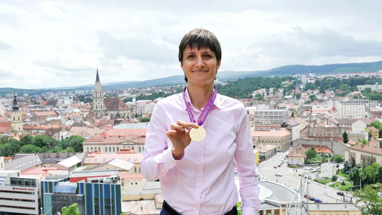 Teodora Albon arbitrează finala mică a turneului feminin de fotbal de la Jocurile Olimpice de la Rio