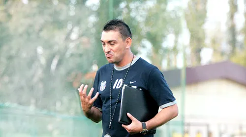 „Sper ca Dumitrescu să reziste pe banca Stelei până în etapa a 8-a! La Steaua poate fi orice, numai antrenor nu!”
