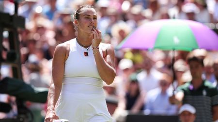 Aryna Sabalenka s-a pozat topless și i-a înnebunit pe fani! A publicat fotografia și i-a lăsat să-și imagineze restul