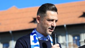 Mirel Rădoi, al patrulea antrenor ca medie de puncte pe banca Universității Craiova. Cum arată podiumul