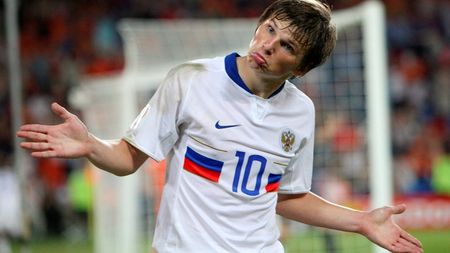 "Ghiulea" pentru "tunari"! Arsenal l-a luat pe Arshavin!